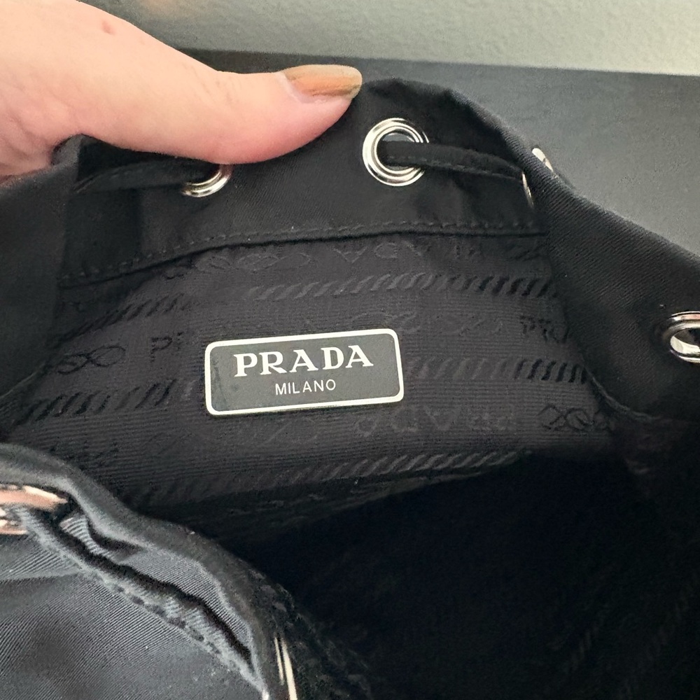 Pre-Loved Prada Re-Nylon Pouch Bag Black - Picture 5 of 10